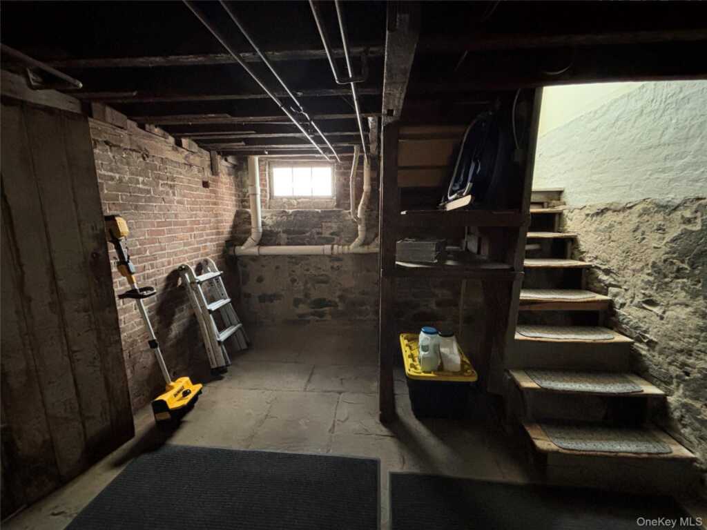 11 W Bridge Street, Unit #Rear, Saugerties, NY 12477 - Photo 37 of 42