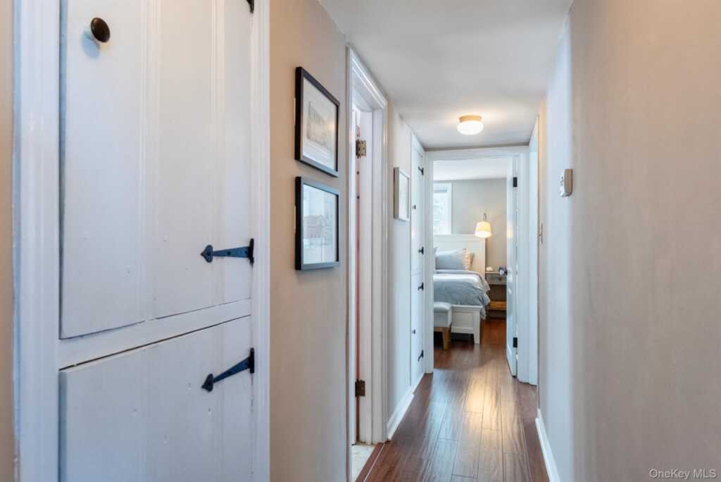 323 Hillside Avenue, Hurley, NY 12443 - Photo 24 of 48