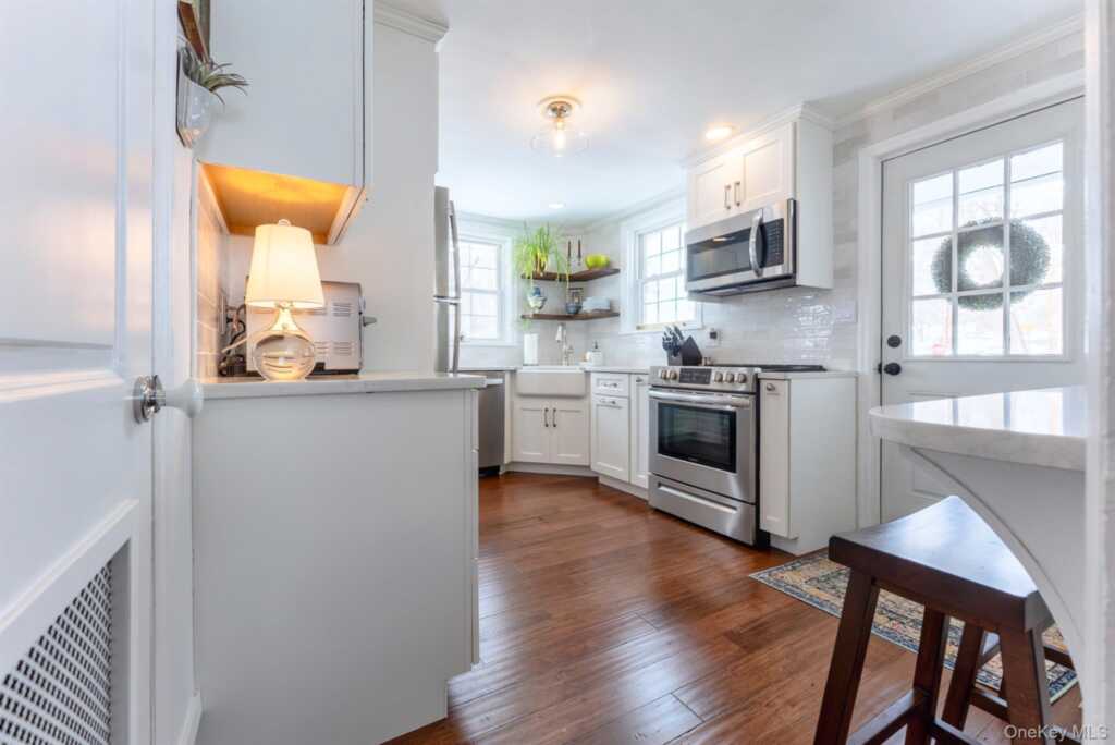 323 Hillside Avenue, Hurley, NY 12443 - Photo 27 of 48