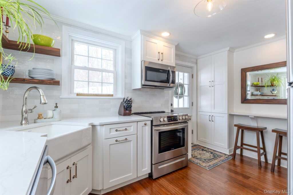 323 Hillside Avenue, Hurley, NY 12443 - Photo 30 of 48