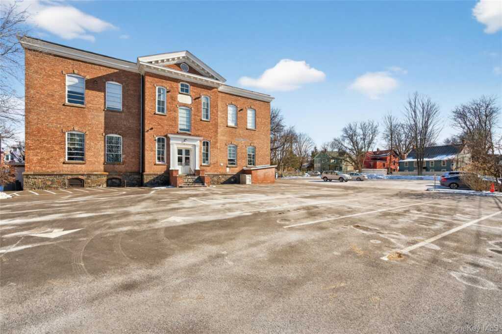 61 Crown Street, Kingston, NY 12401 - Photo 26 of 30