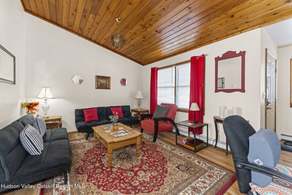 66-68 Post Street, Saugerties, NY 12477 - Photo 5 of 40