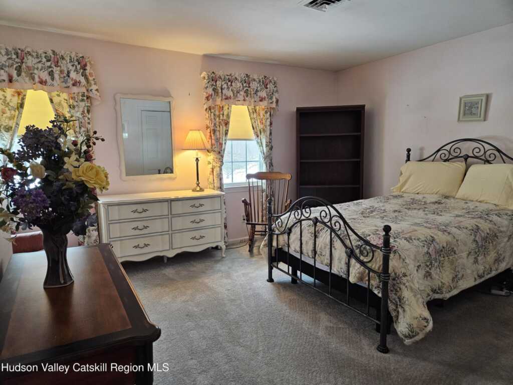 14 Garden Court, Saugerties, NY 12477 - Photo 16 of 27