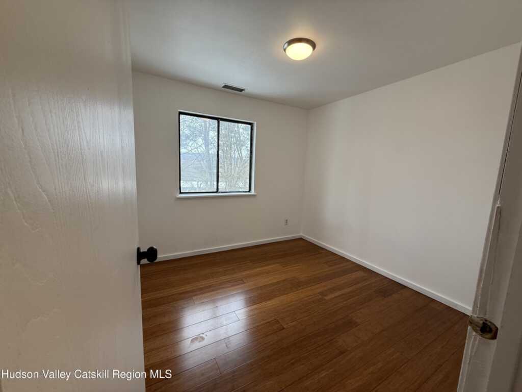 259 Village Court, Kingston, NY 12401 - Photo 11 of 20