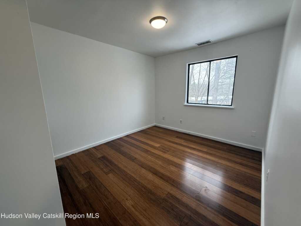 259 Village Court, Kingston, NY 12401 - Photo 13 of 20