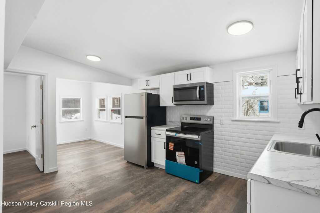 36 Country Club Drive, Saugerties, NY 12477 - Photo 22 of 32