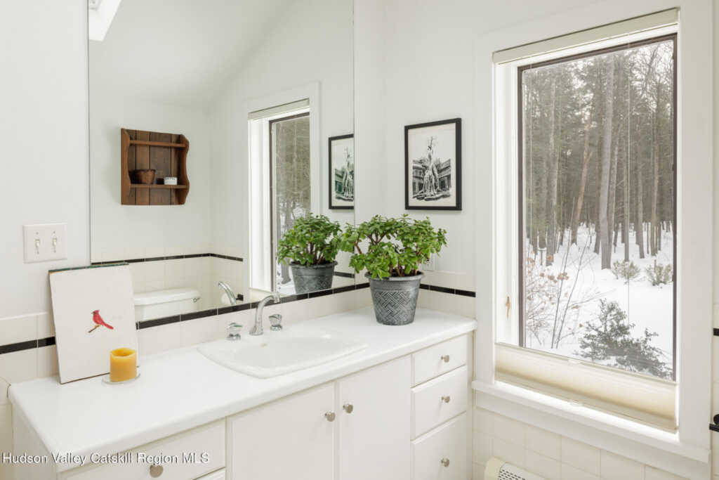 52 Meher Circle, Woodstock, NY 12498 - Photo 14 of 38