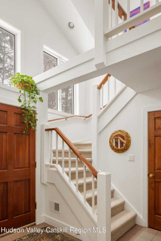 52 Meher Circle, Woodstock, NY 12498 - Photo 9 of 38