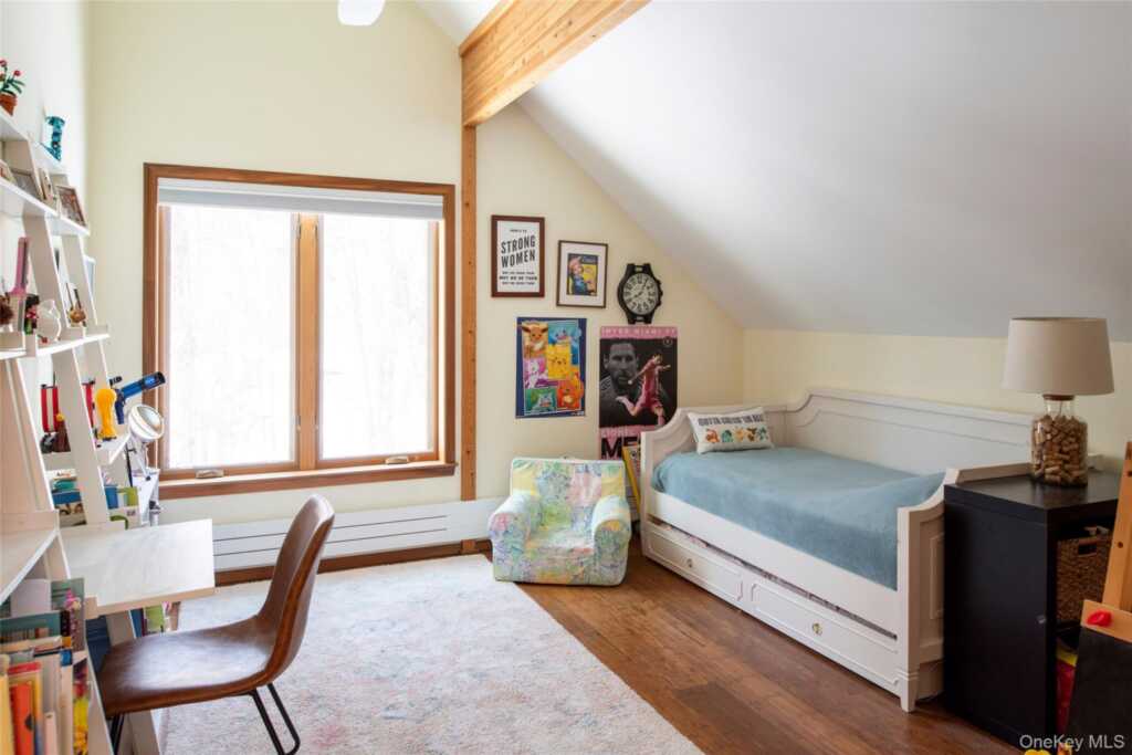 195 Vlei Road, Rhinebeck, NY 12572 - Photo 16 of 34