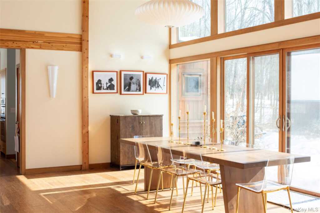 195 Vlei Road, Rhinebeck, NY 12572 - Photo 4 of 34