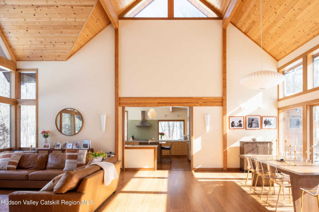 195 Vlei Road, Rhinebeck, NY 12572 - Photo 5 of 24