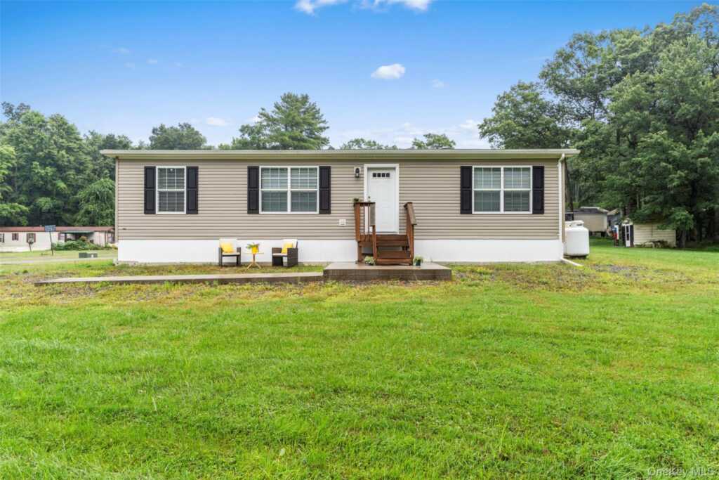 242 Ruby, Unit #18, Kingston, NY 12401 - Photo 21 of 23