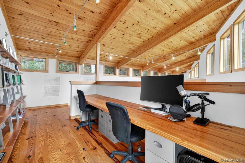 106 Mountain Laurel Lane, Woodstock, NY 12498 - Photo 16 of 29