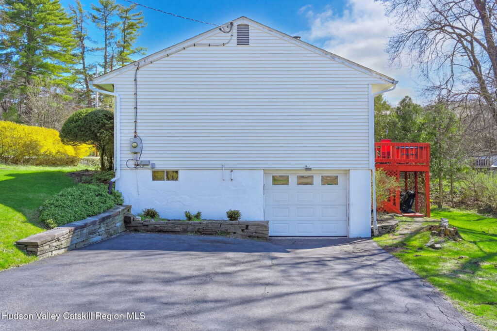 538 Mtn View Avenue, Hurley, NY 12443 - Photo 20 of 22