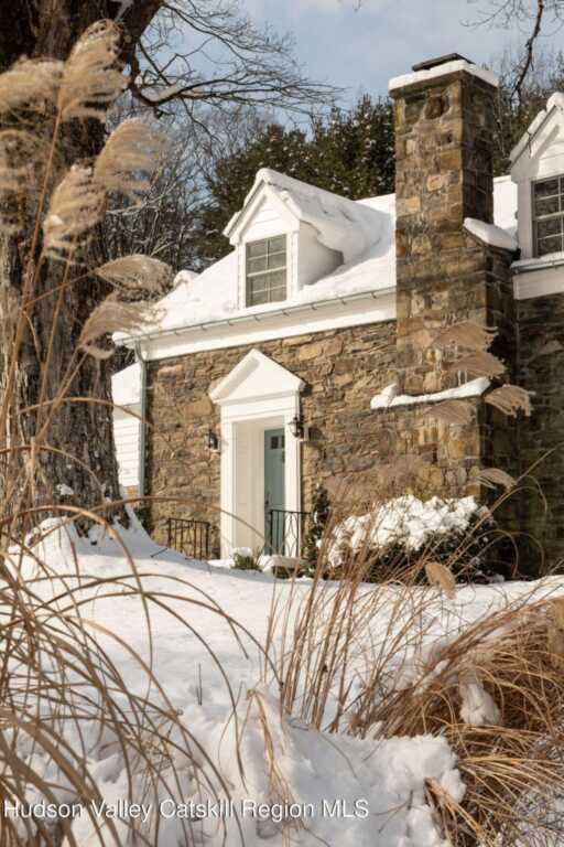 401 Buck Road, Stone Ridge, NY 12484 - Photo 2 of 32