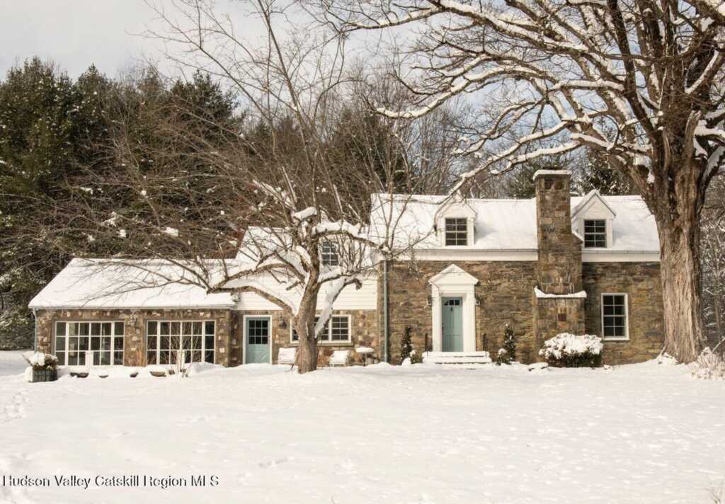 401 Buck Road, Stone Ridge, NY 12484 - Photo 3 of 32