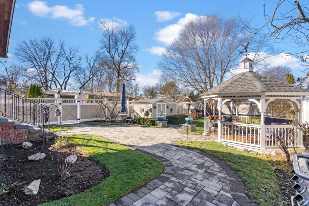 83 Garden Street, Kingston, NY 12401 - Photo 11 of 50