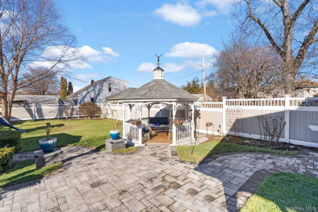 83 Garden Street, Kingston, NY 12401 - Photo 12 of 50