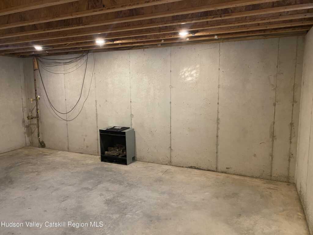 83 Garden Street, Kingston, NY 12401 - Photo 45 of 50