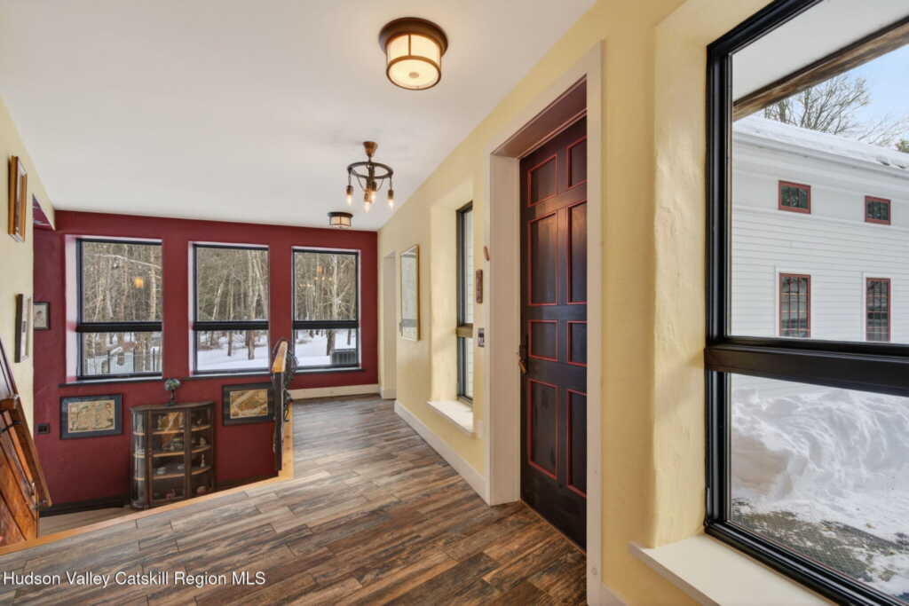 1045 Church Road, Saugerties, NY 12477 - Photo 11 of 50