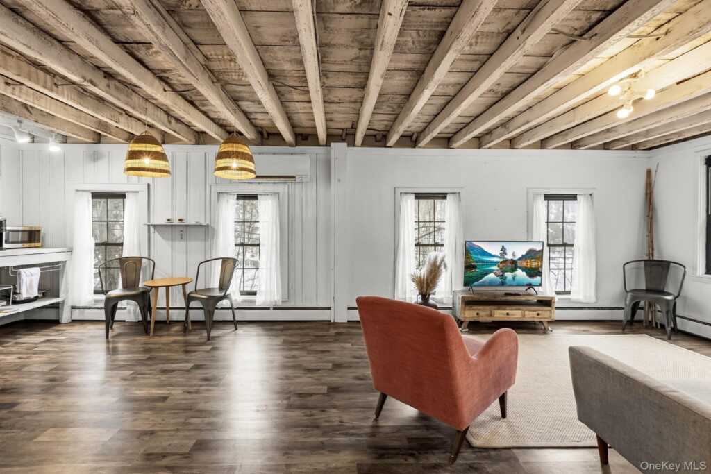 465 Abeel Street, Kingston, NY 12401 - Photo 5 of 29