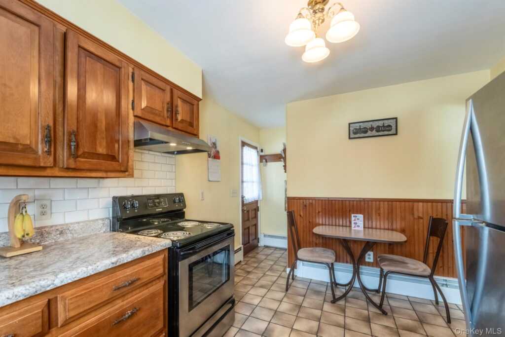 2 Clifton Terrace, Kingston, NY 12401 - Photo 14 of 42