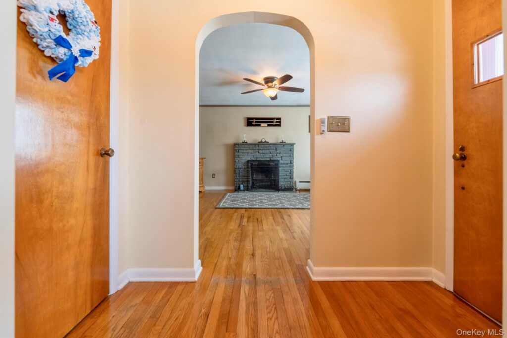 2 Clifton Terrace, Kingston, NY 12401 - Photo 4 of 42