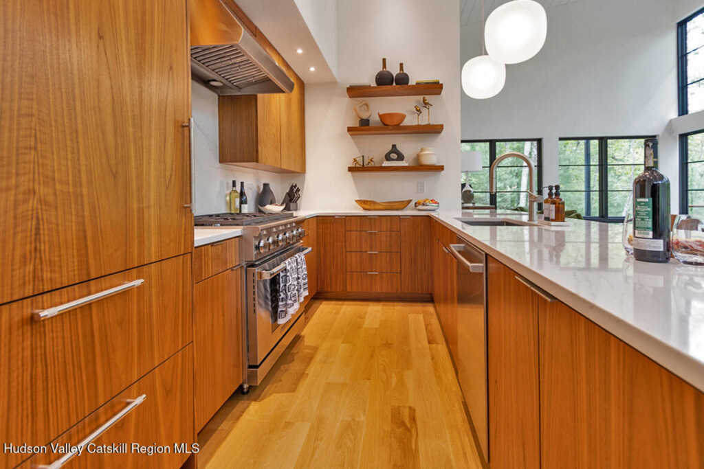 10 Hidden Mountain Lane, Stone Ridge, NY 12484 - Photo 15 of 50