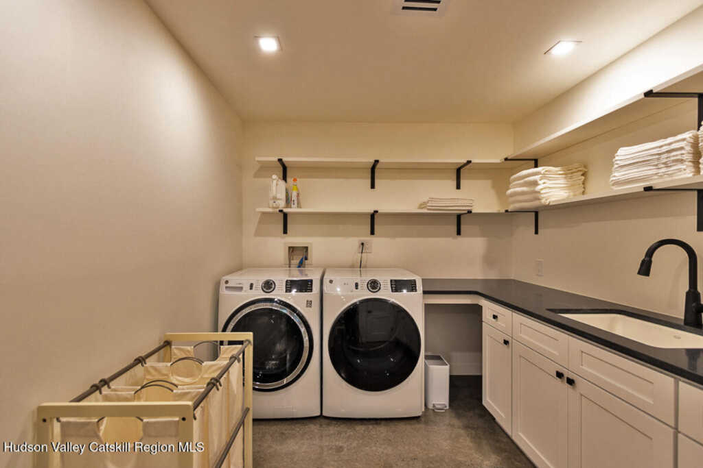 10 Hidden Mountain Lane, Stone Ridge, NY 12484 - Photo 35 of 50