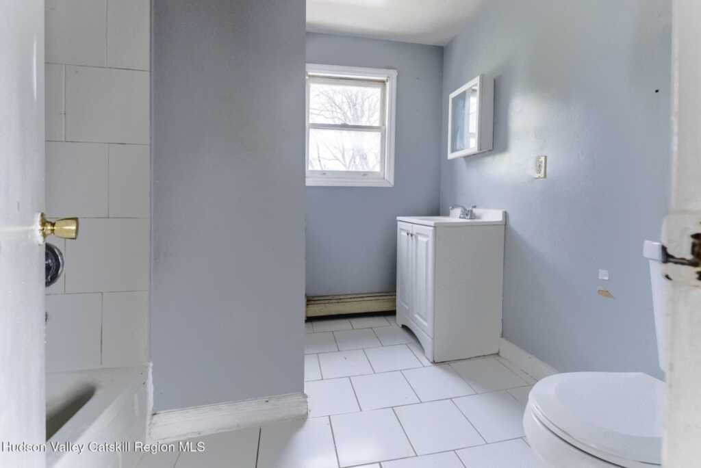 199 Greenkill Avenue, Kingston, NY 12401 - Photo 13 of 34