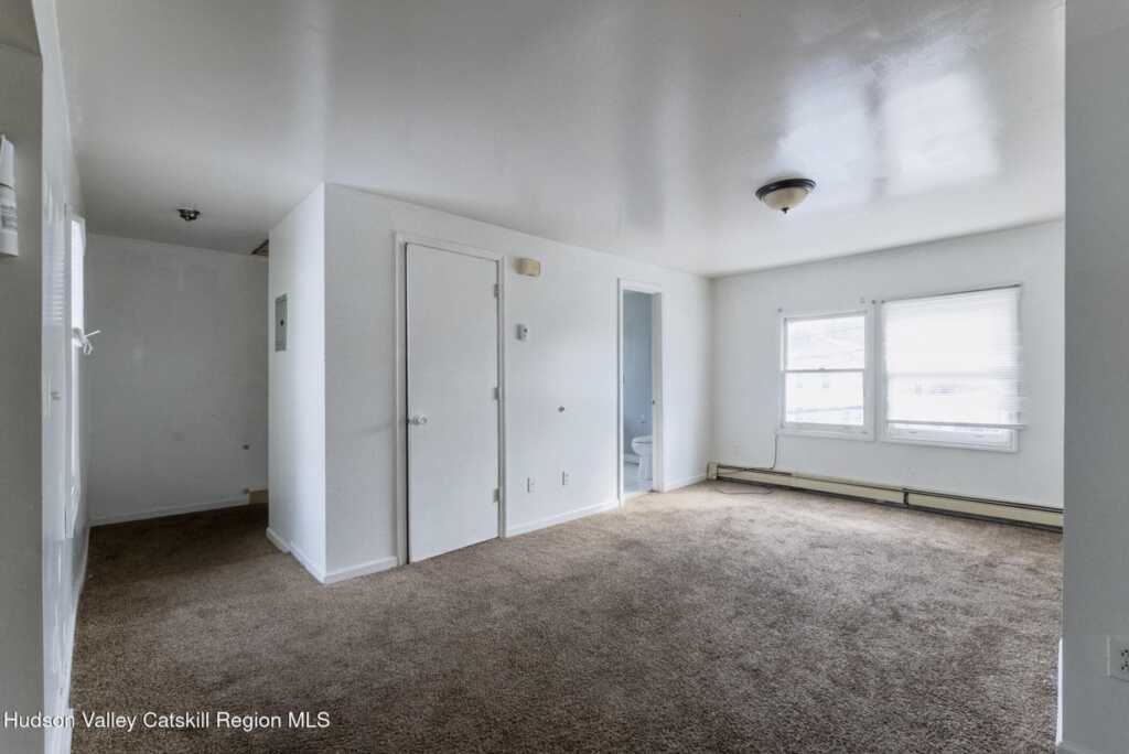 199 Greenkill Avenue, Kingston, NY 12401 - Photo 4 of 34