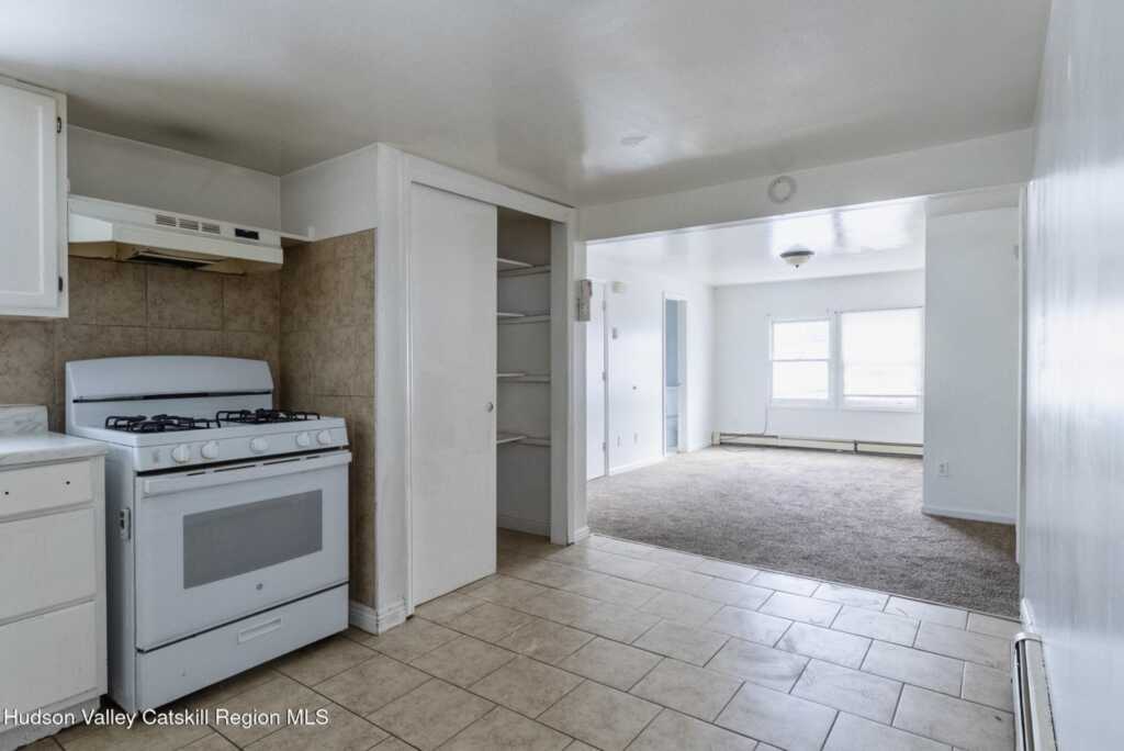 199 Greenkill Avenue, Kingston, NY 12401 - Photo 9 of 34