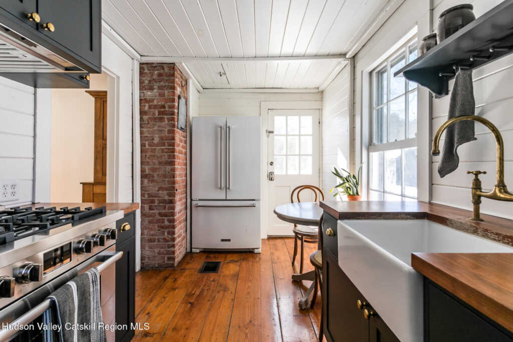 8 George Sickle Road, Saugerties, NY 12477 - Photo 11 of 25