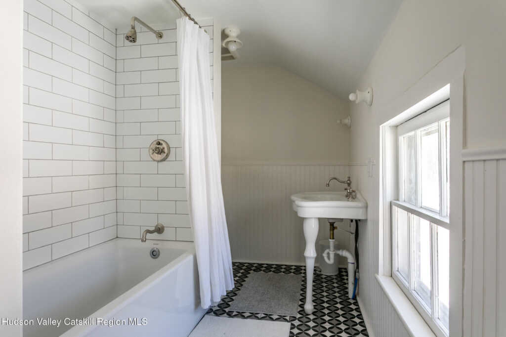 8 George Sickle Road, Saugerties, NY 12477 - Photo 27 of 31