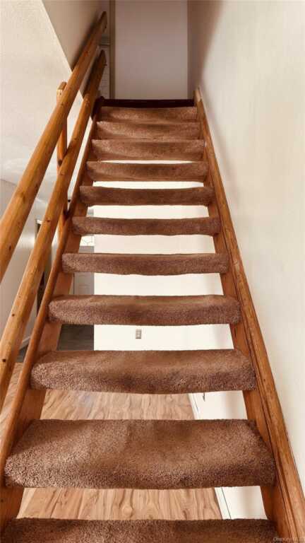 881 Albany Post Road, Unit #17, New Paltz, NY 12561 - Photo 10 of 16