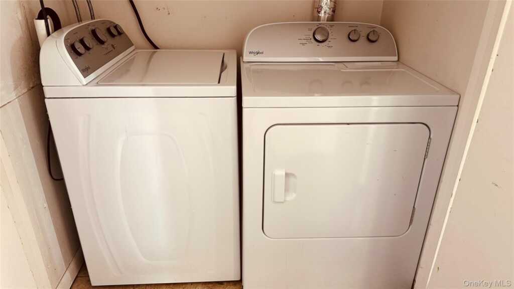 881 Albany Post Road, Unit #17, New Paltz, NY 12561 - Photo 7 of 16