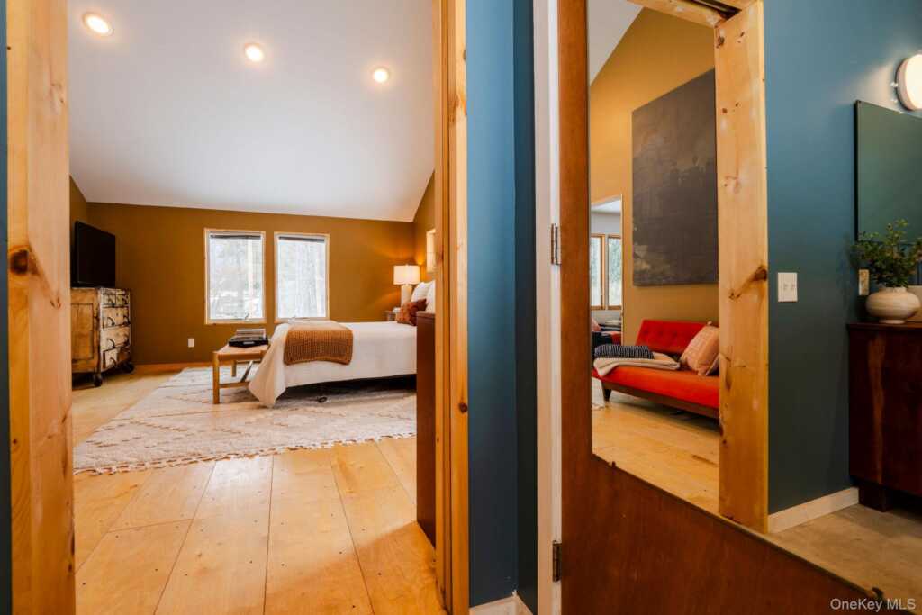 171 W Hurley Road, Hurley, NY 12498 - Photo 25 of 35