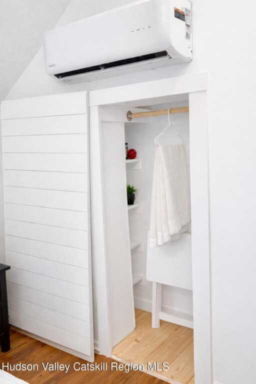 30 Sycamore Street, Kingston, NY 12401 - Photo 10 of 28