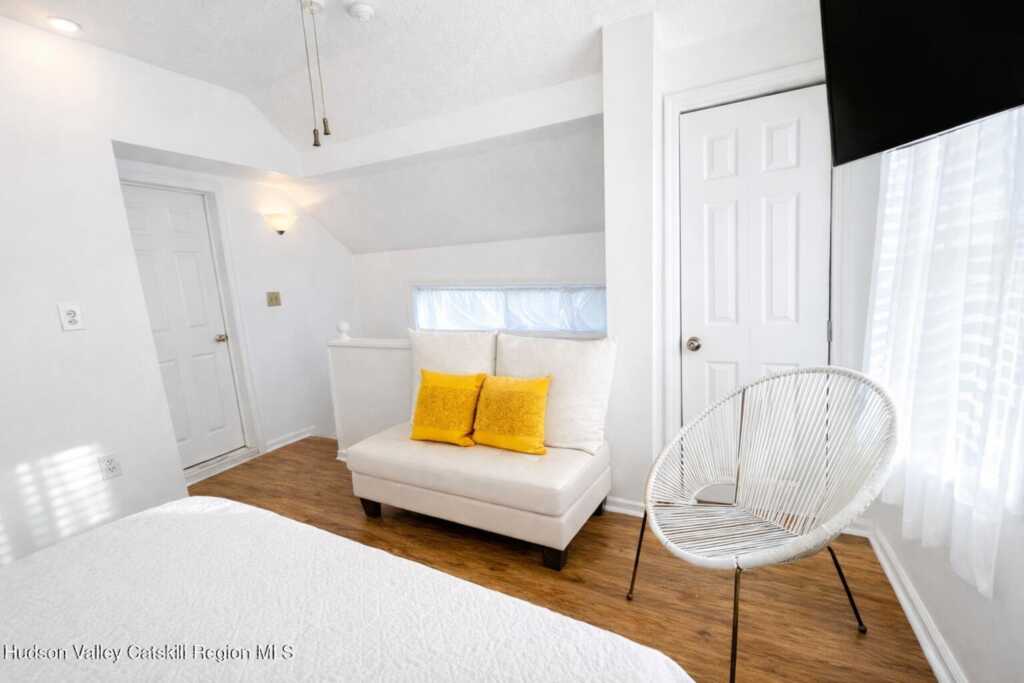 30 Sycamore Street, Kingston, NY 12401 - Photo 9 of 28