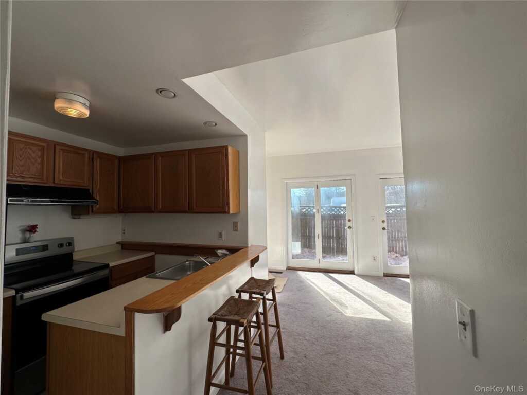 165 Ulster Avenue, Unit #8, Saugerties, NY 12477 - Photo 12 of 29