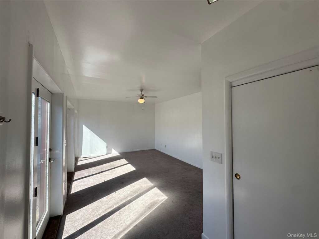 165 Ulster Avenue, Unit #8, Saugerties, NY 12477 - Photo 20 of 29