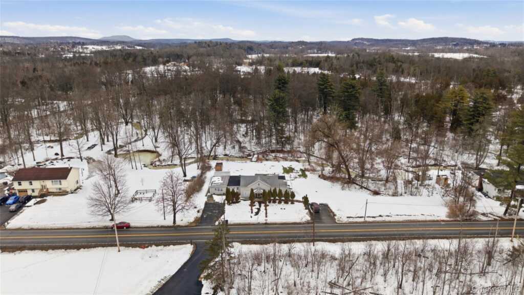 266 Malden Turnpike, Saugerties, NY 12477 - Photo 2 of 50