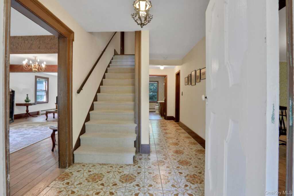 441 N Ohioville Road, New Paltz, NY 12561 - Photo 11 of 41