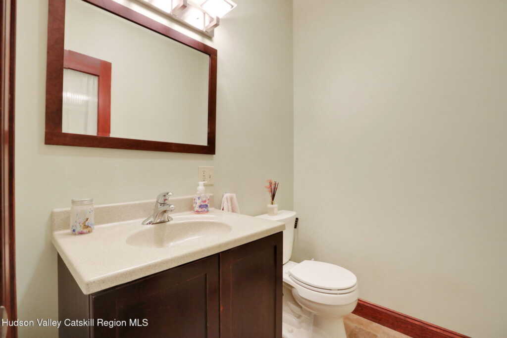 374 Linderman Avenue, Kingston, NY 12401 - Photo 13 of 29