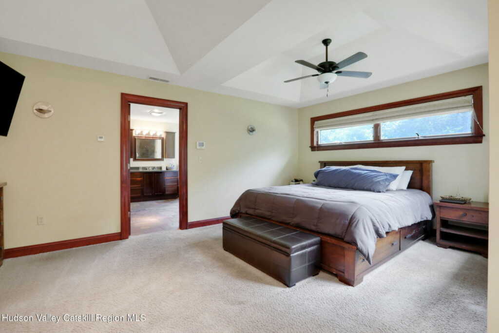 374 Linderman Avenue, Kingston, NY 12401 - Photo 16 of 29