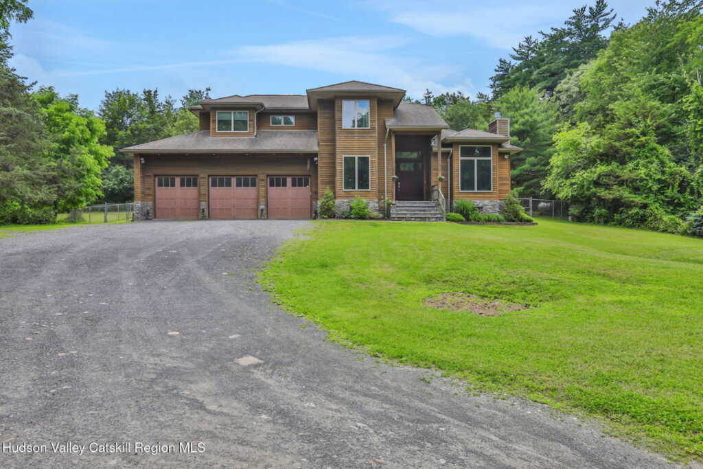 374 Linderman Avenue, Kingston, NY 12401 - Photo 28 of 29