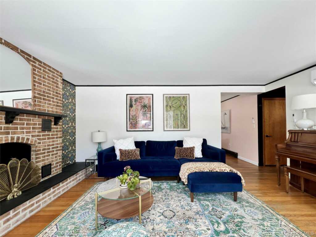 9 King Road, Rhinebeck, NY 12572 - Photo 2 of 20