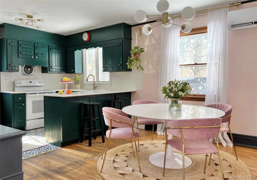 9 King Road, Rhinebeck, NY 12572 - Photo 3 of 20