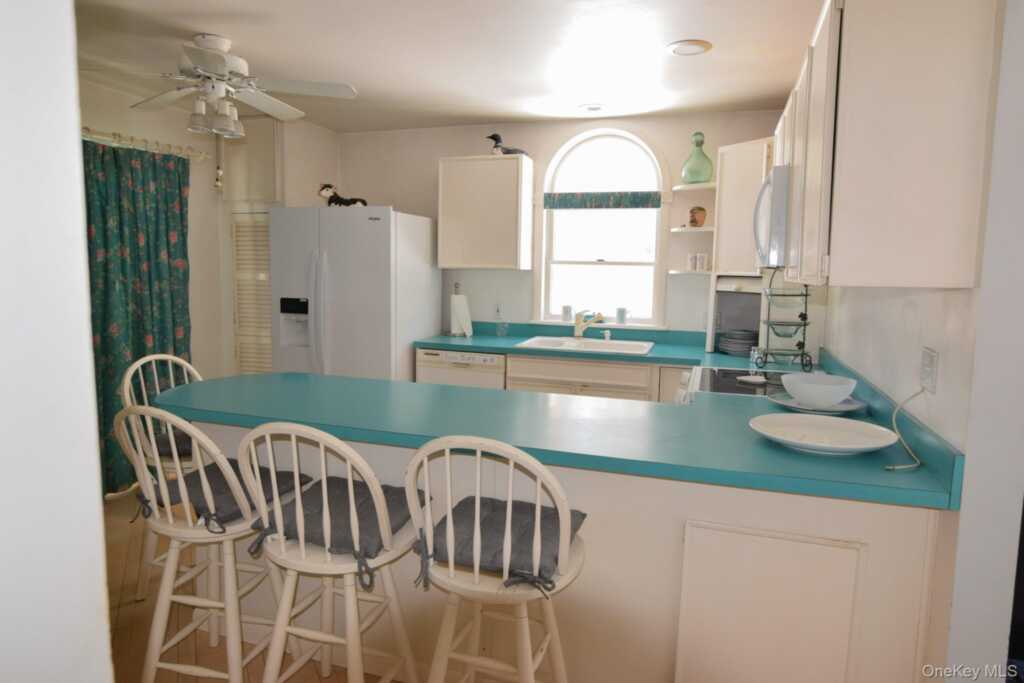 94 Hill Top Road, Rhinebeck, NY 12572 - Photo 11 of 28