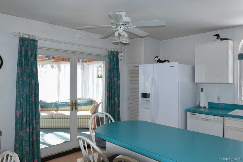 94 Hill Top Road, Rhinebeck, NY 12572 - Photo 9 of 28